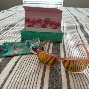 Goodr petite face sunglasses 🕶️